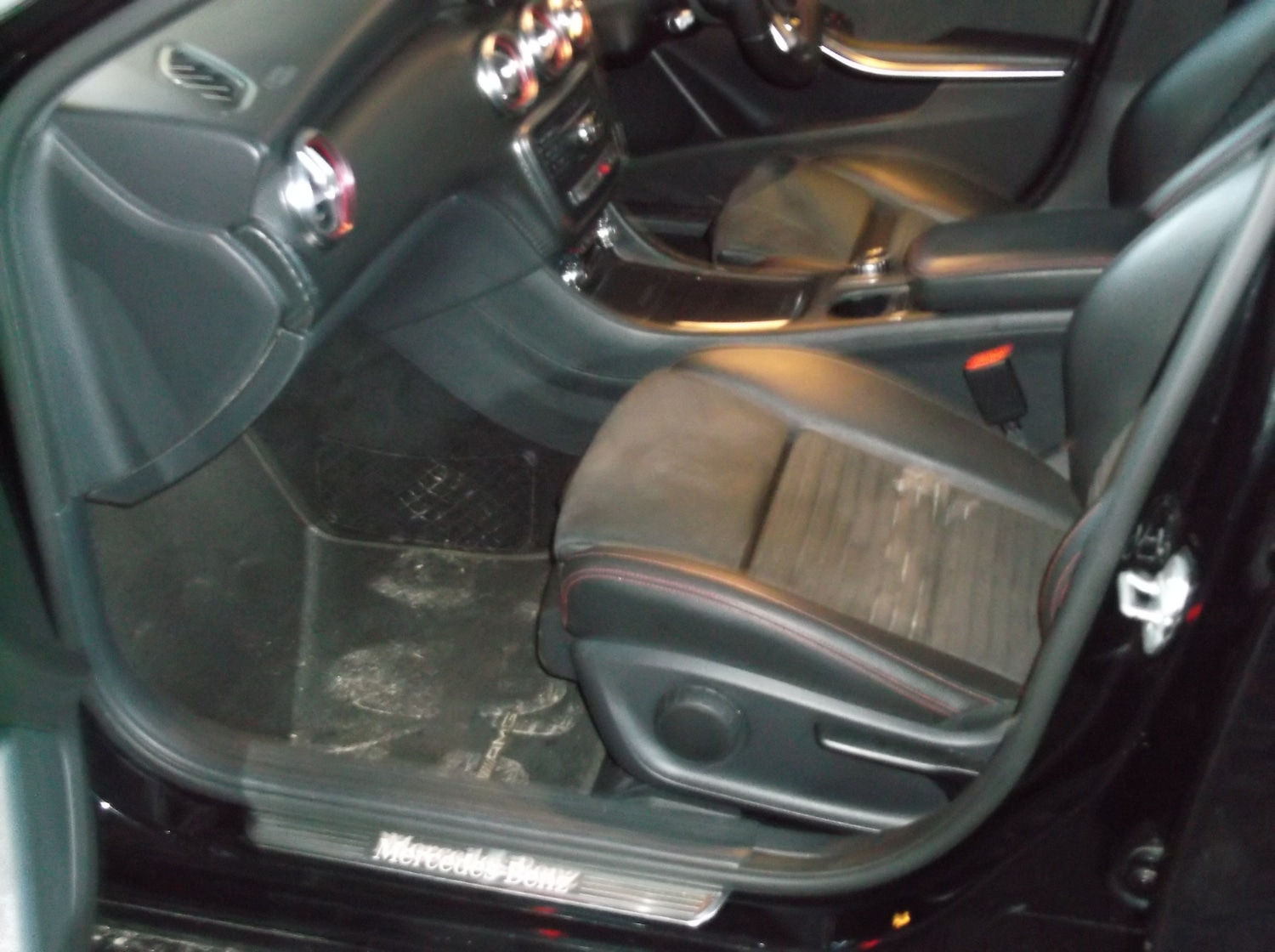 Used Mercedes-Benz A-Class 2017 for sale - 75715520: Photo 25