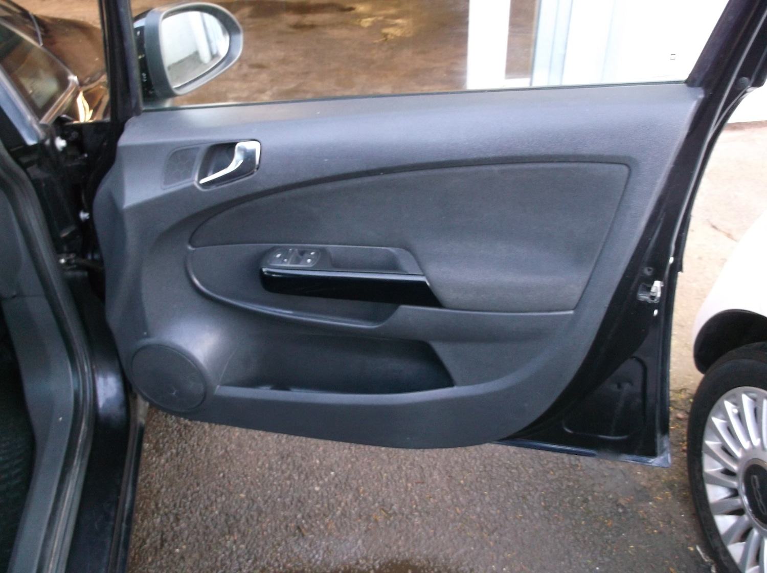 Used Vauxhall Corsa 2009 for sale - 77878058: Photo 13
