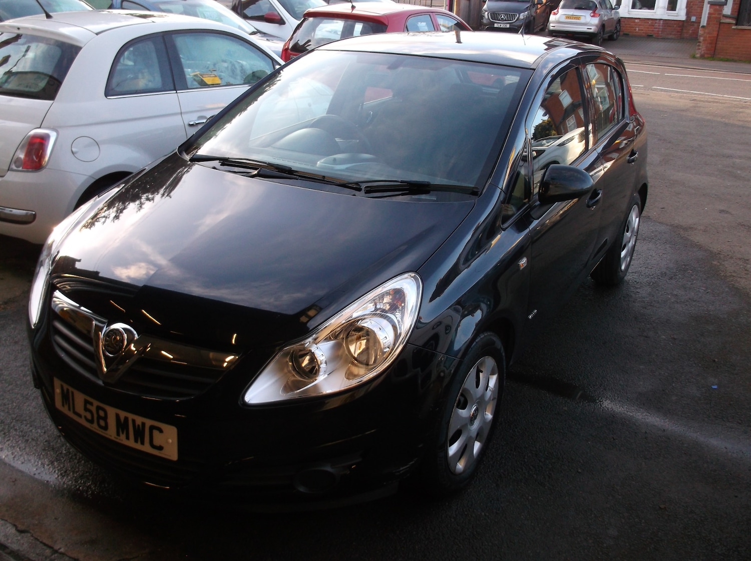 Used Vauxhall Corsa 2009 for sale - 77878058: Photo 2
