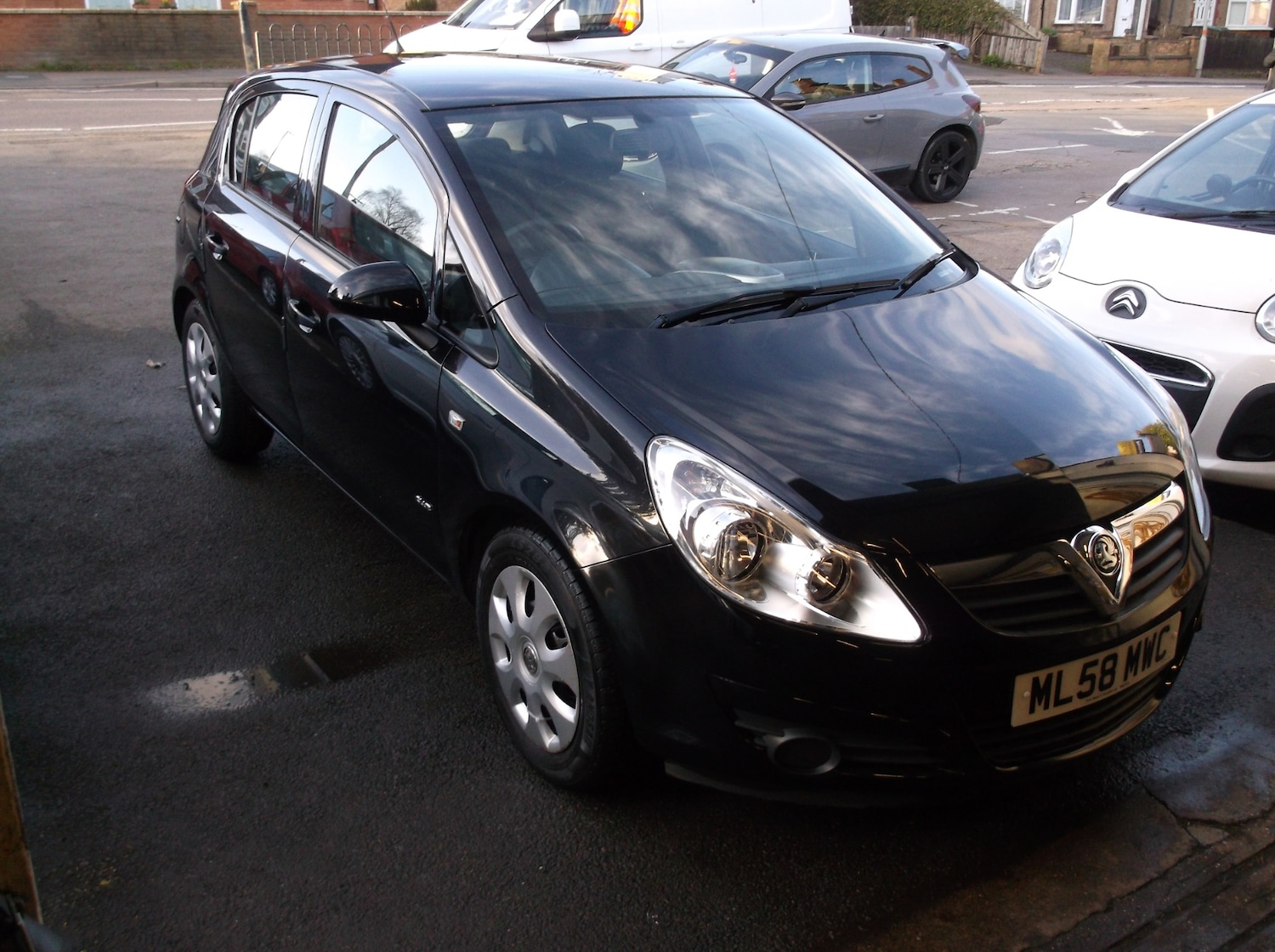 Used Vauxhall Corsa 2009 for sale - 77878058: Photo 3