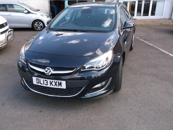 Used Vauxhall Astra 2013 for sale - 79340533: Photo