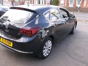 Used Vauxhall Astra 2013 for sale - 79340533: Photo