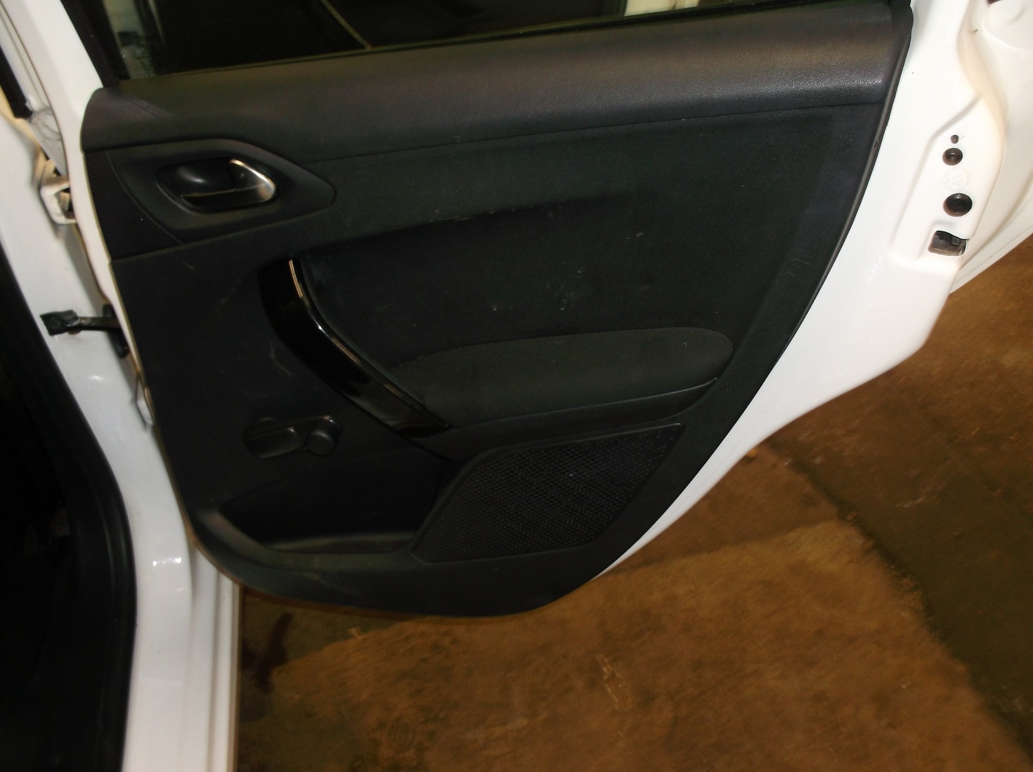 Used Peugeot 208 2014 for sale - 77778920: Photo 10