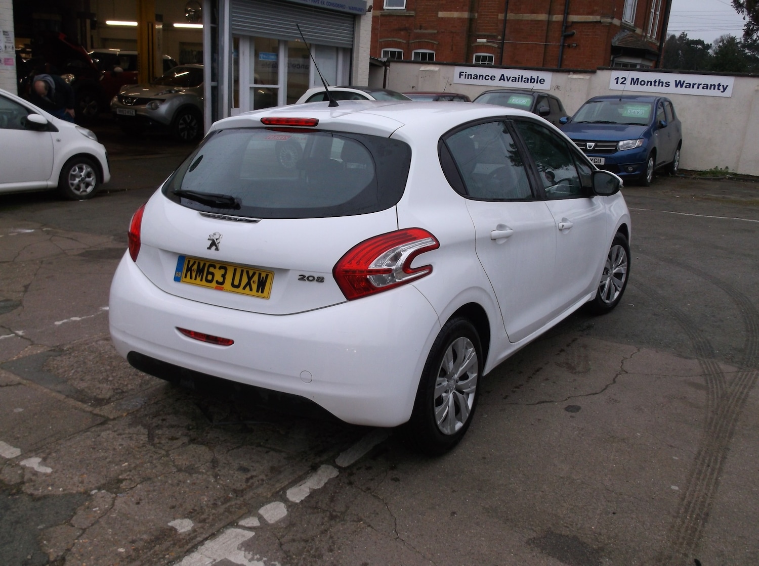 Used Peugeot 208 2014 for sale - 77778920: Photo 7
