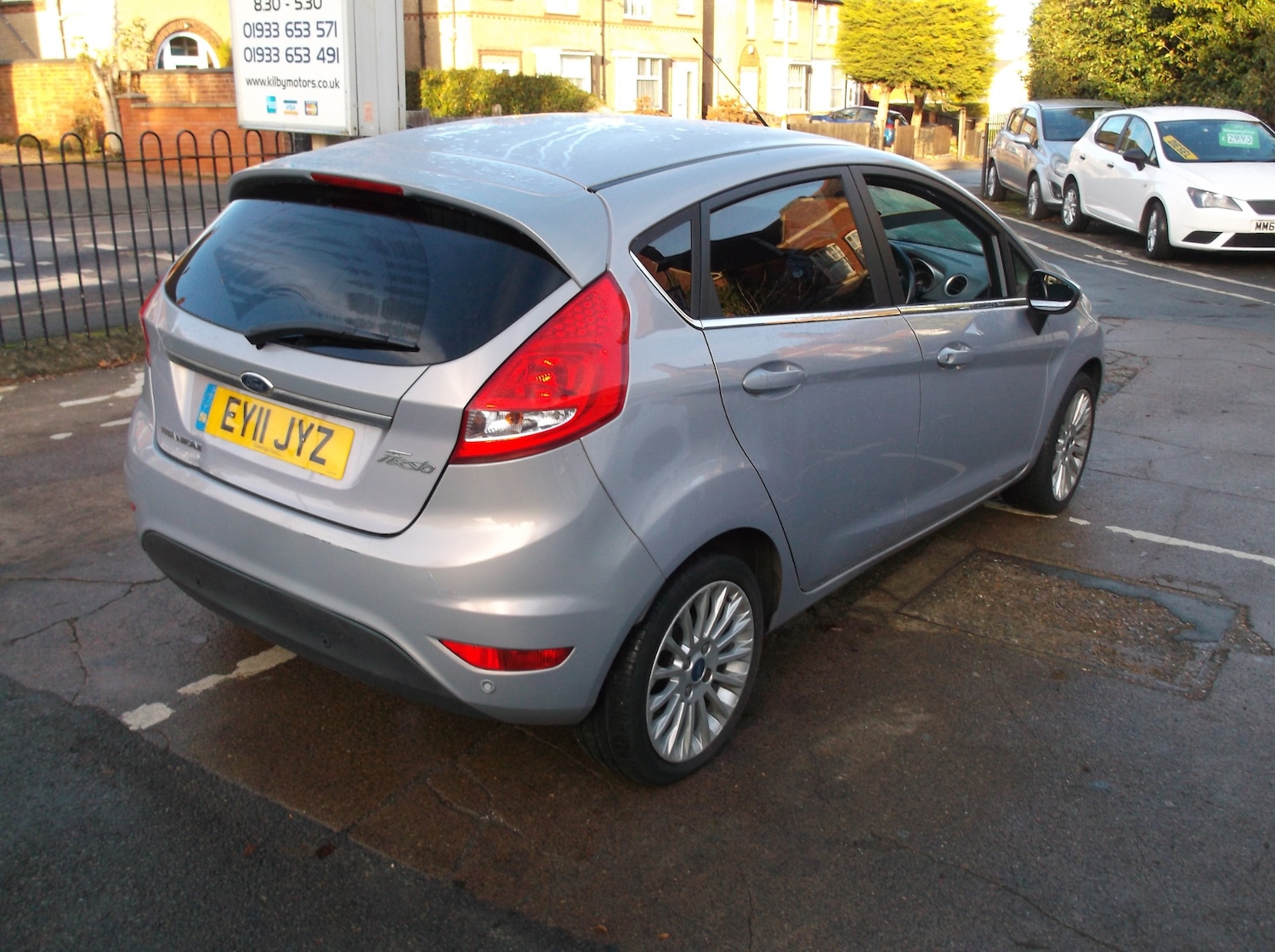 Used Ford Fiesta 2011 for sale - 76556766: Photo 4
