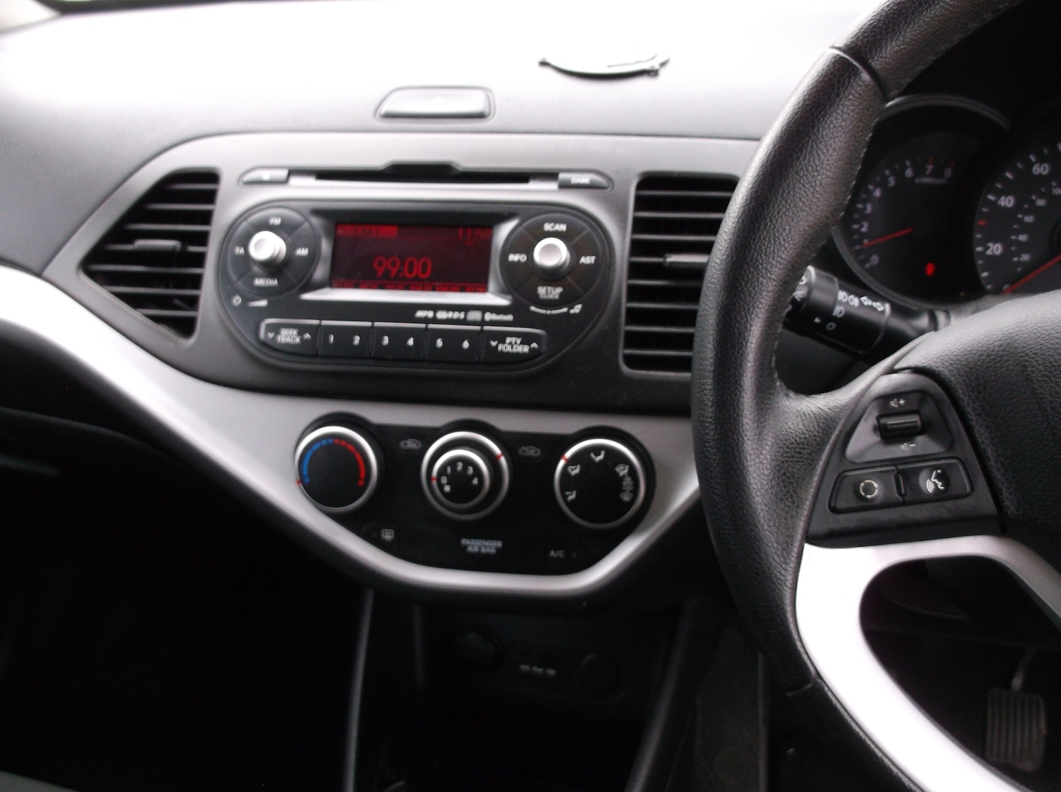 Used Kia Picanto 2012 for sale - 77877892: Photo 13