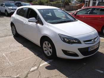 Used Vauxhall Astra 2015 for sale - 79340539: Photo