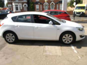 Used Vauxhall Astra 2015 for sale - 79340539: Photo