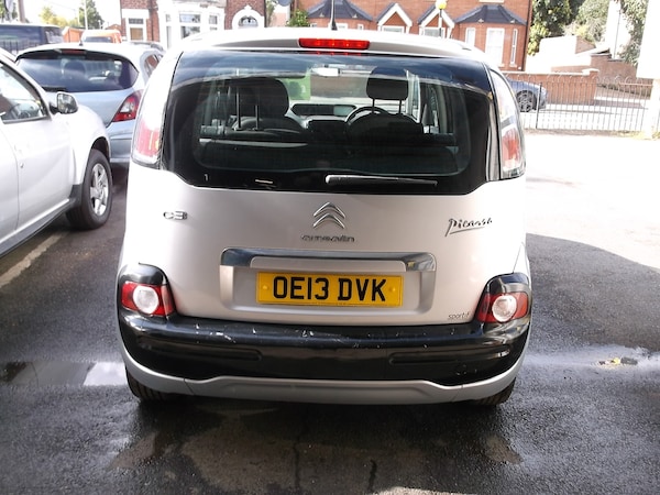 Used Citroen C3 Picasso 2013 for sale - 72093779: Photo 4