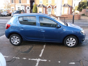 Used Dacia Sandero 2013 for sale - 76556762: Photo