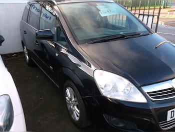 Used Vauxhall Zafira 2010 for sale - 76709798: Photo