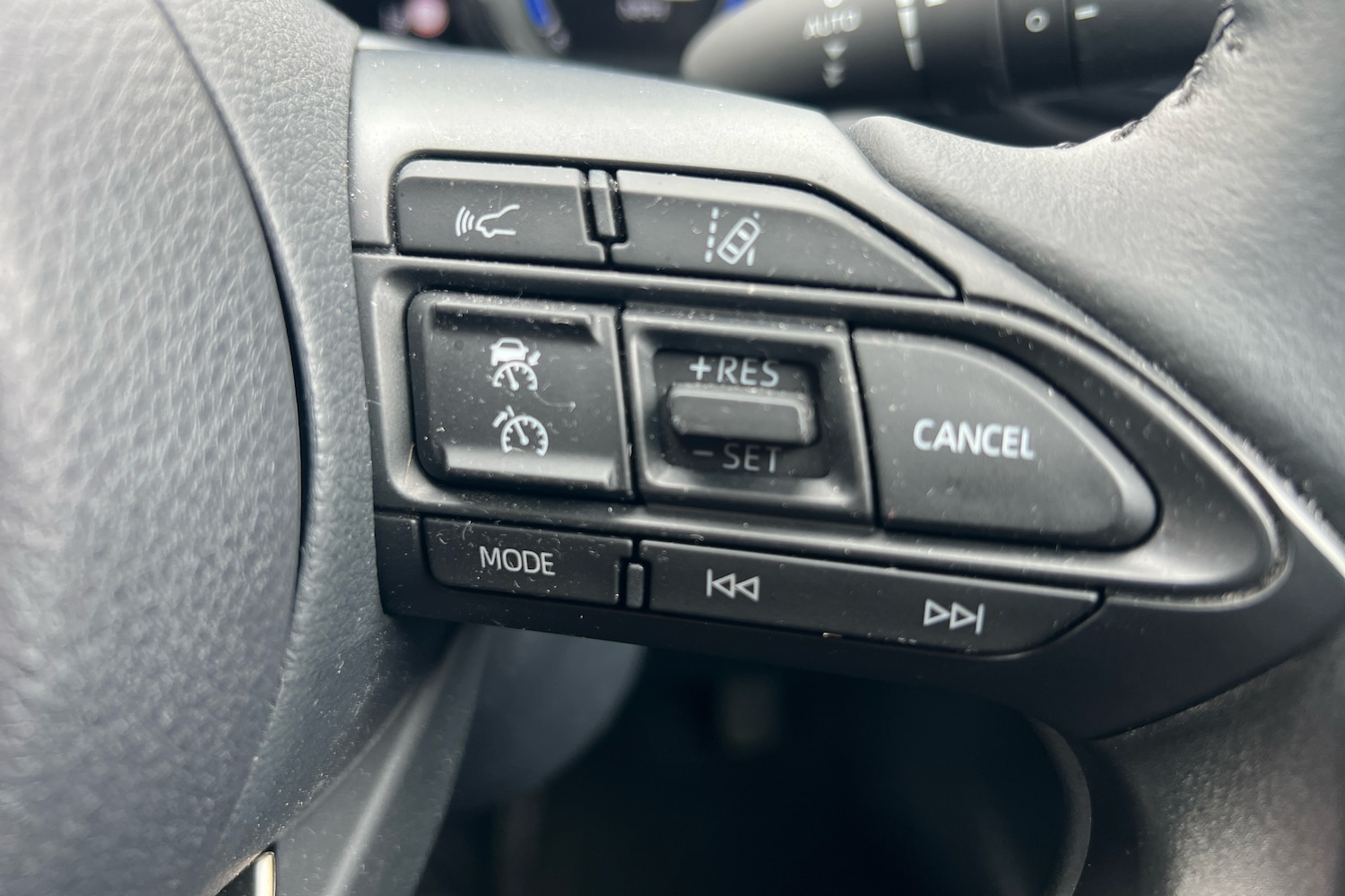 Used Mazda Mazda2 HYBRID 2023 for sale - 77775090: Photo 24