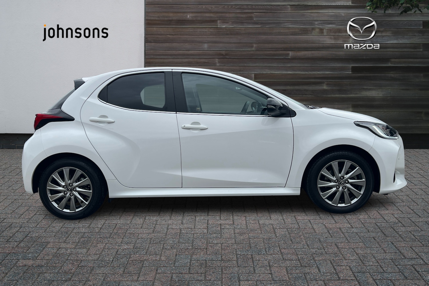 Used Mazda Mazda2 HYBRID 2023 for sale - 77775090: Photo 8