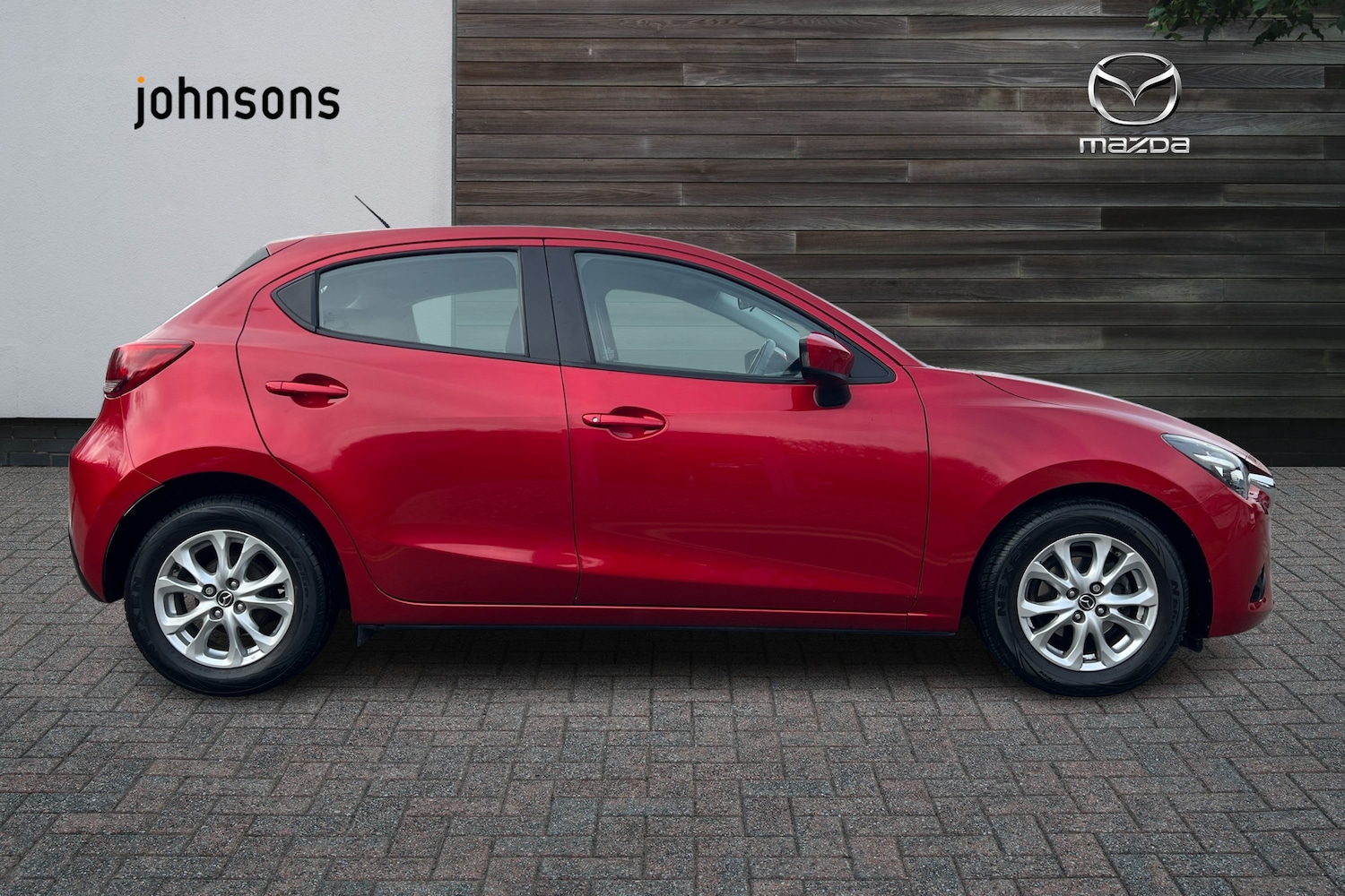 Used Mazda Mazda2 2017 for sale - 77851633: Photo 8