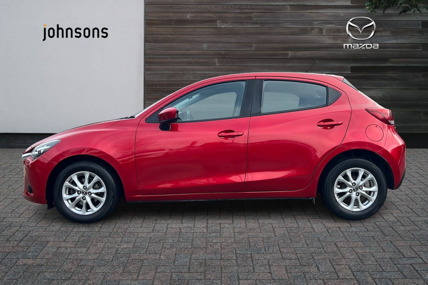 Used Mazda Mazda2 2017 for sale - 77851633: Photo 9