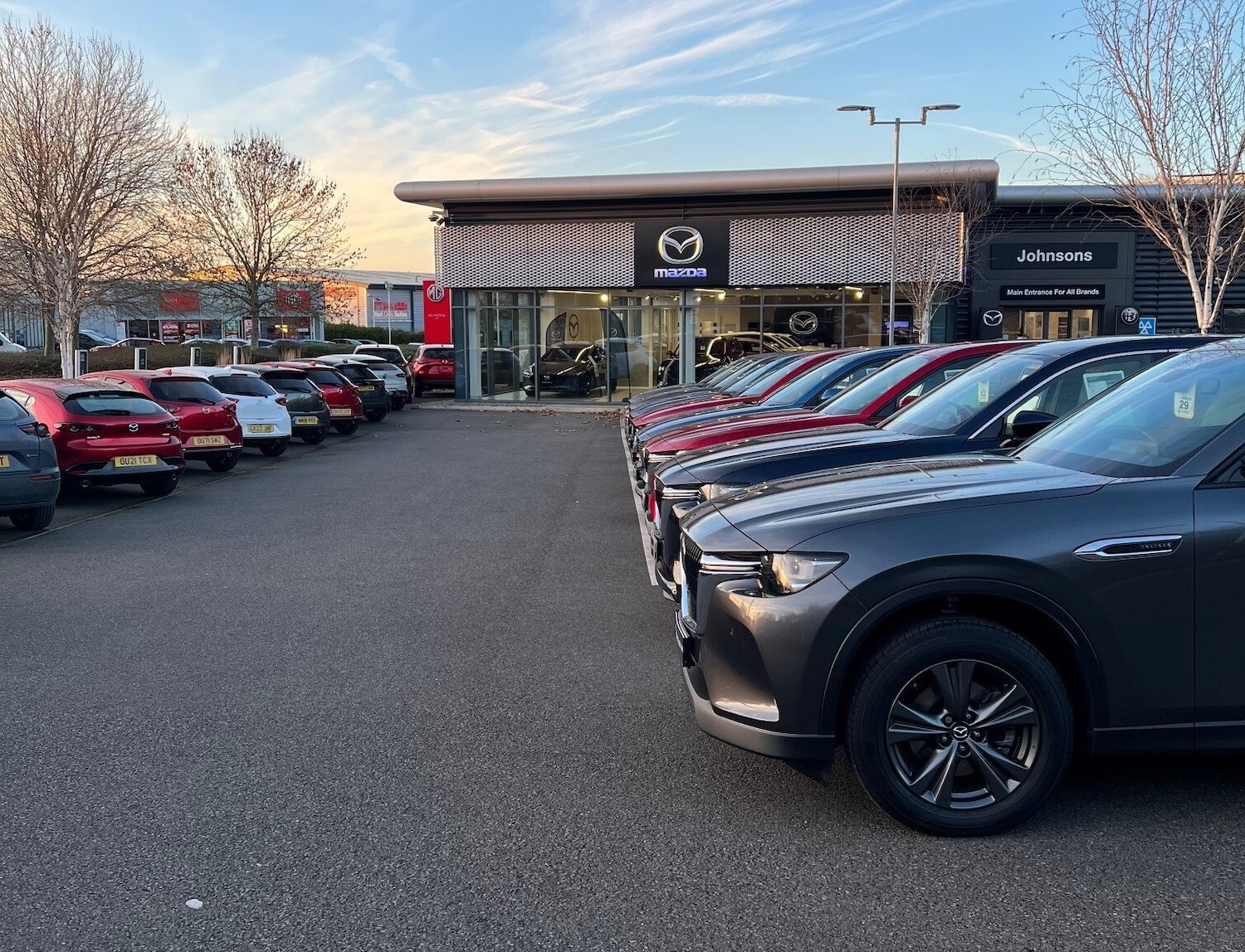 Used Mazda Mazda2 HYBRID 2024 for sale - 77916054: Photo 2