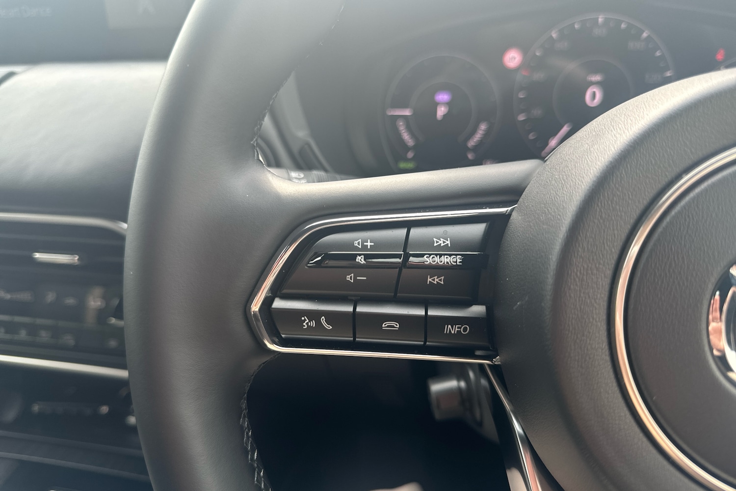 Used Mazda CX-60 2025 for sale - 76681512: Photo 16