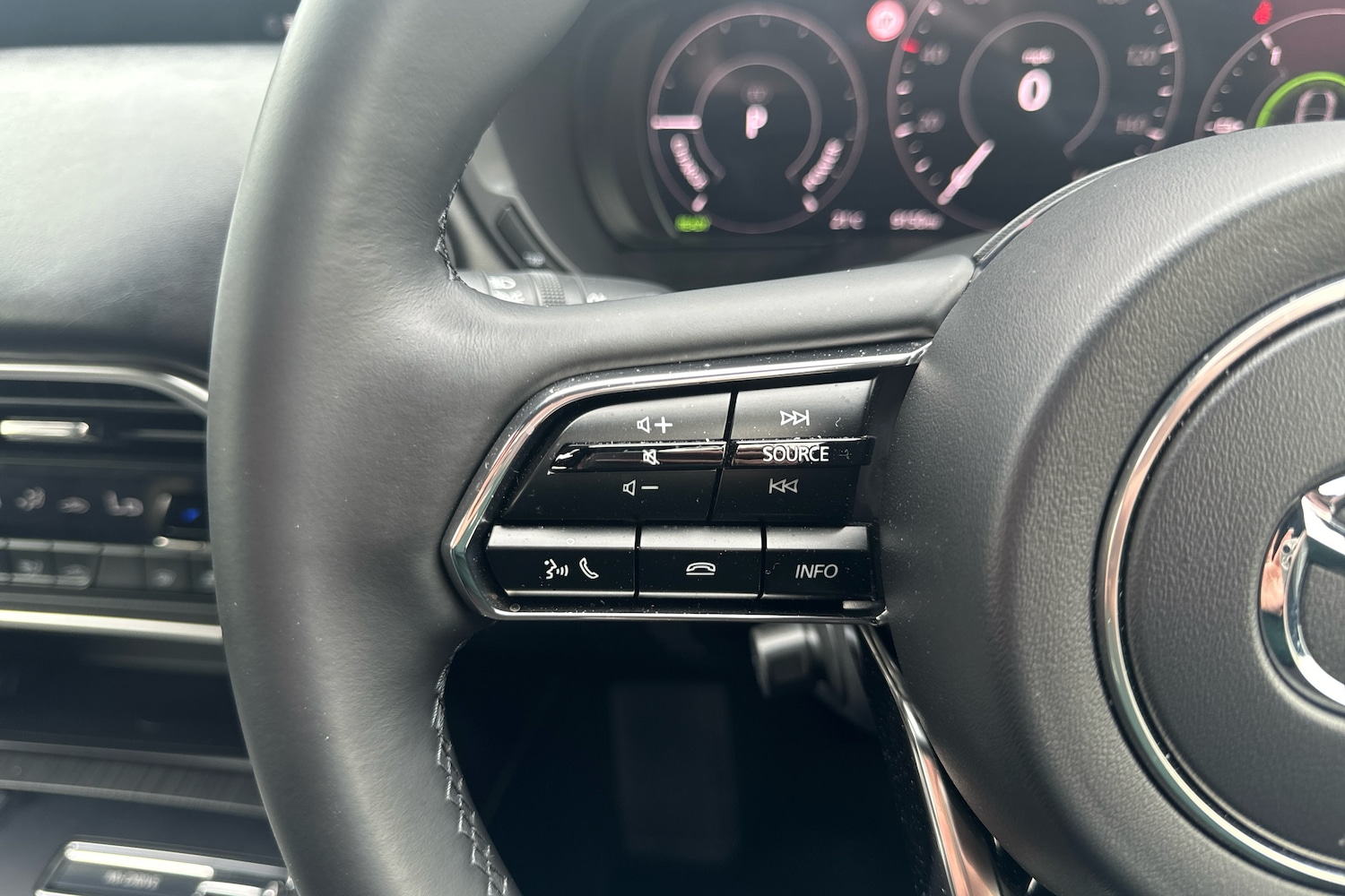 Used Mazda CX-60 2025 for sale - 76680627: Photo 21