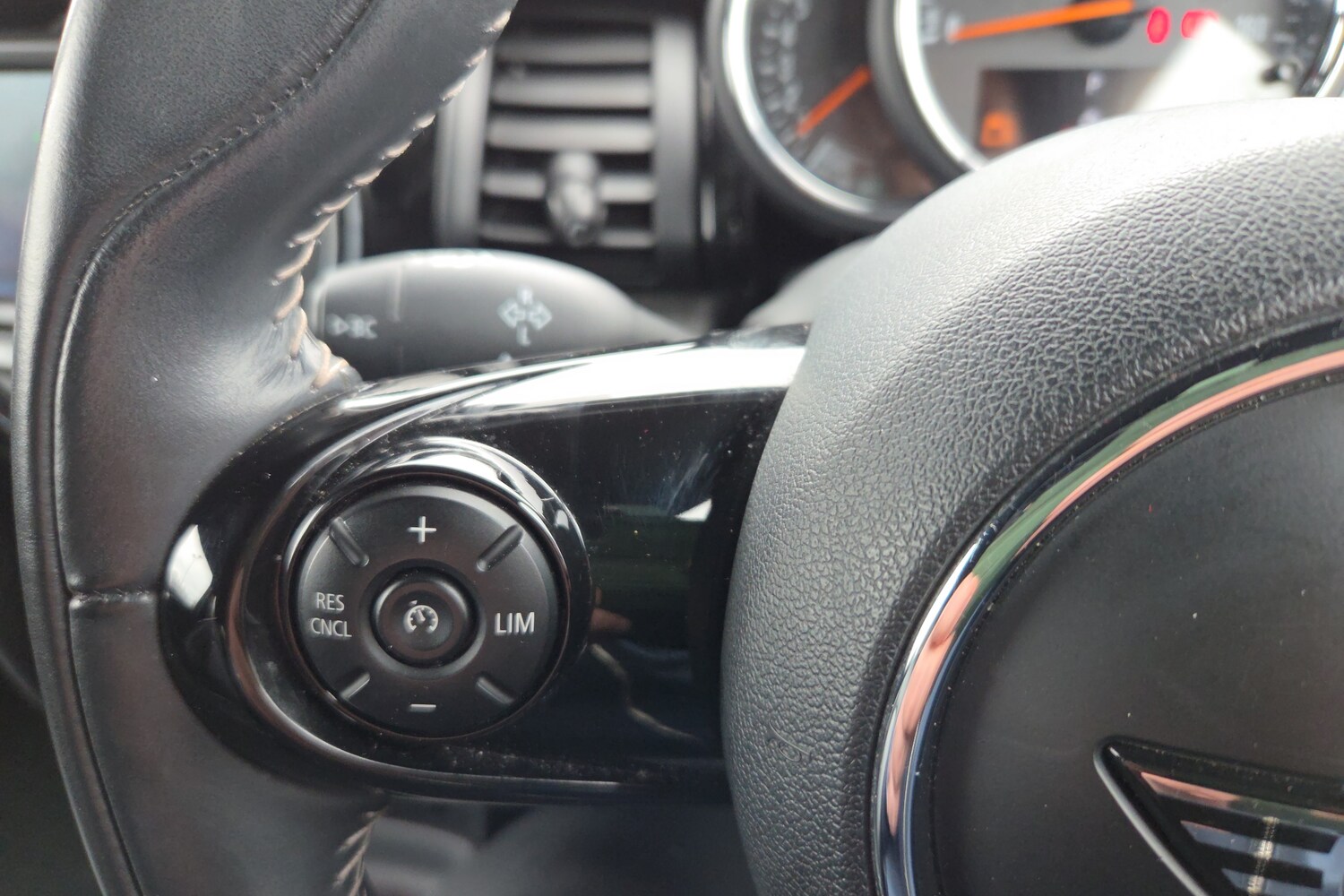 Used MINI Hatch 2018 for sale - 78036643: Photo 25