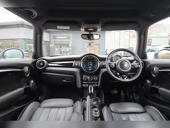Used MINI Hatch 2018 for sale - 78036643: Photo