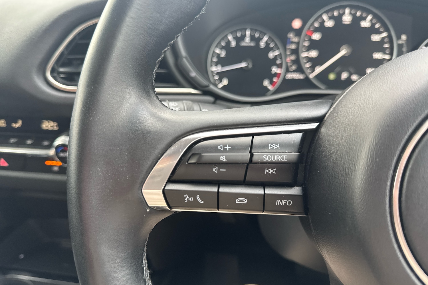 Used Mazda CX-30 2023 for sale - 76676279: Photo 16