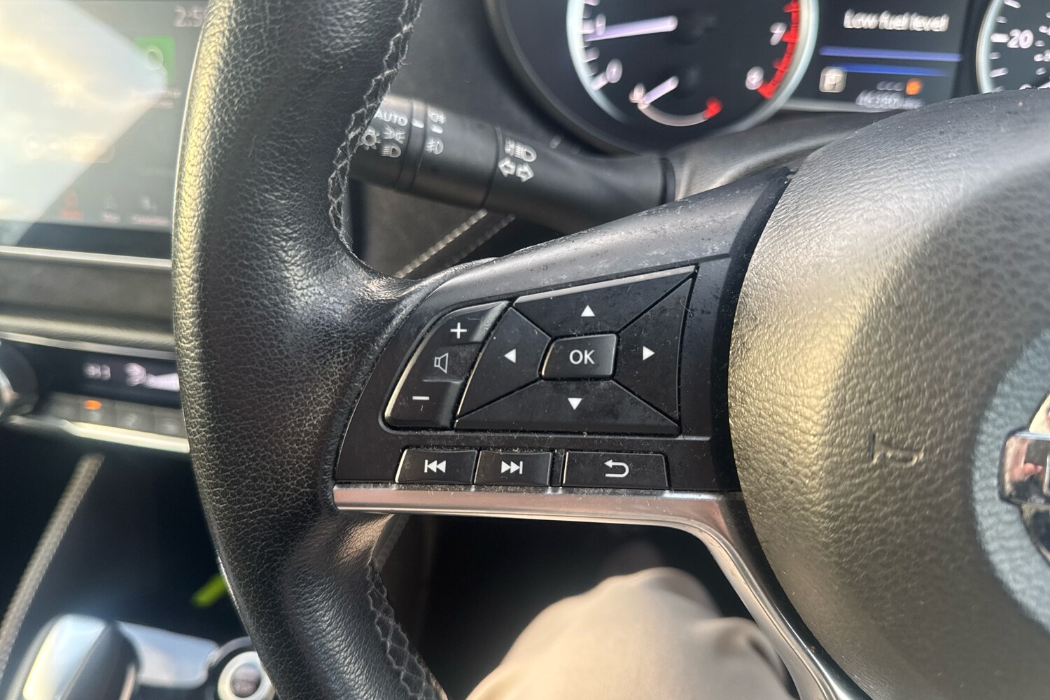 Used Nissan Micra 2022 for sale - 76937430: Photo 16