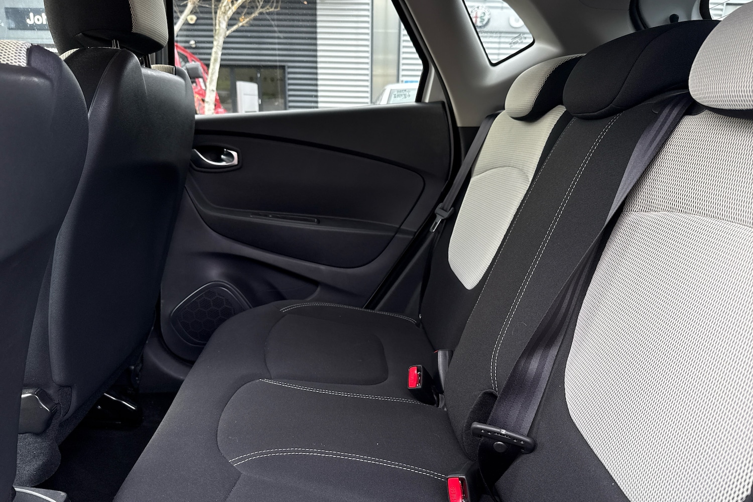 Used Renault Captur 2019 for sale - 76673368: Photo 12