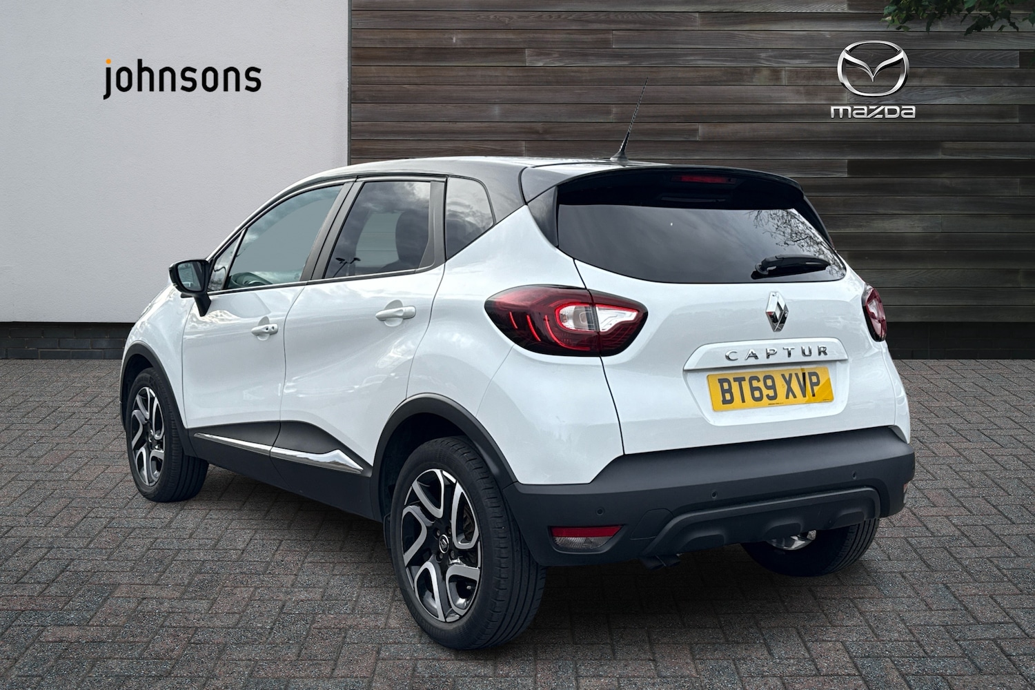 Used Renault Captur 2019 for sale - 76673368: Photo 2