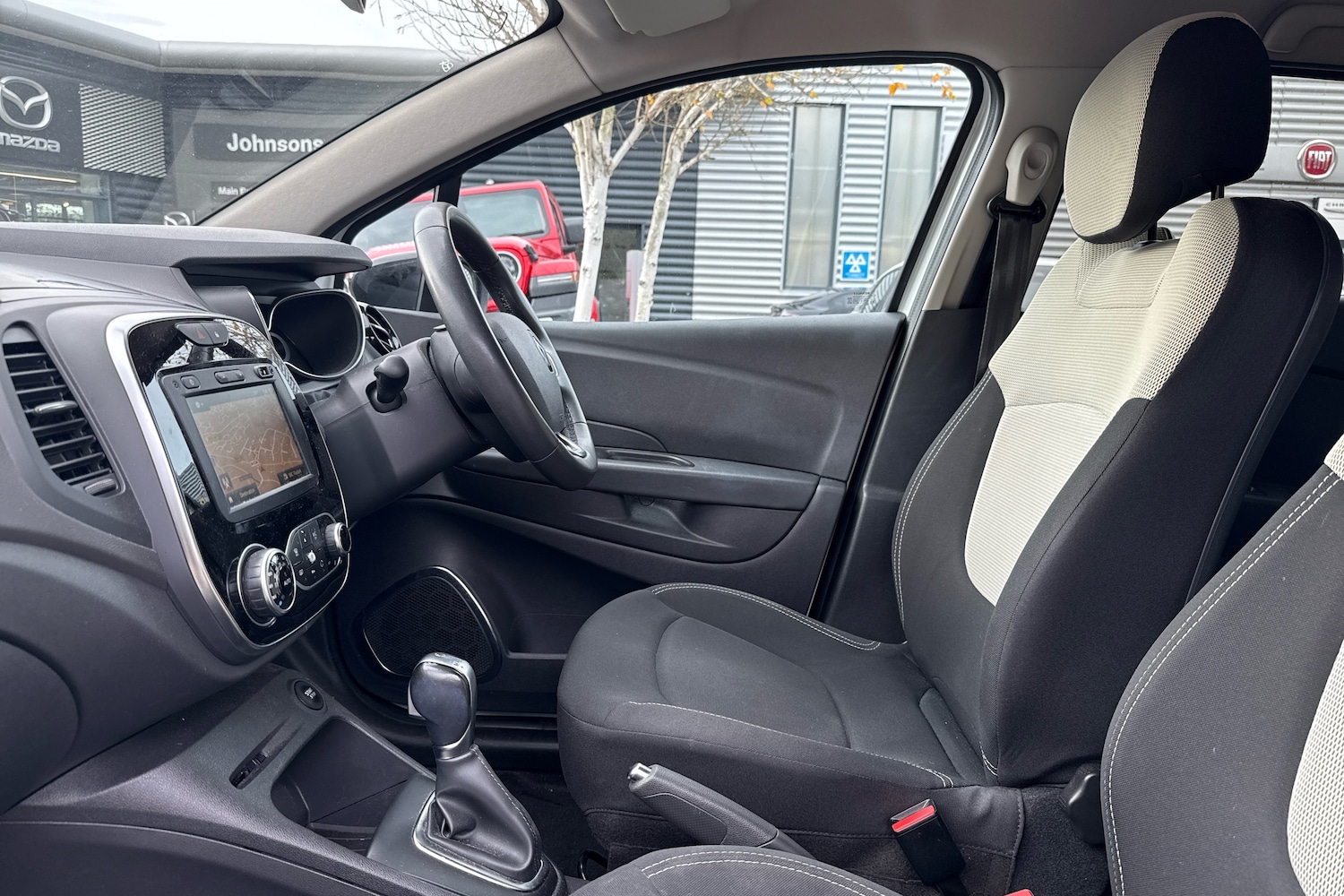 Used Renault Captur 2019 for sale - 76673368: Photo 6