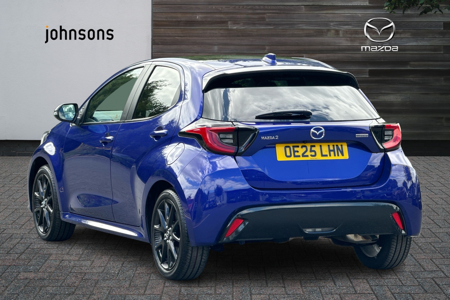 Used Mazda Mazda2 HYBRID 2025 for sale - 76680399: Photo 2