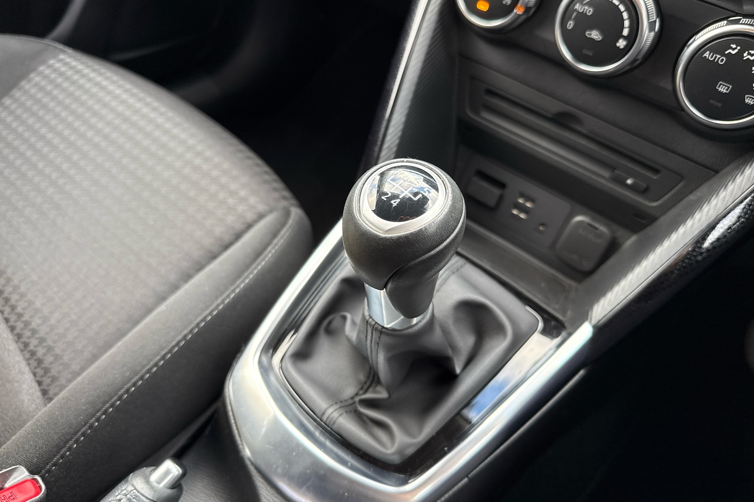 Used Mazda Mazda2 2019 for sale - 77001702: Photo 14