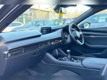 Used Mazda Mazda3 2022 for sale - 77031203: Photo