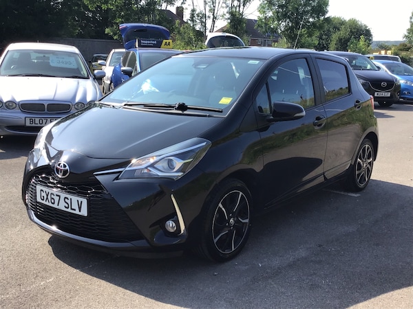 Used Toyota Yaris 2017 for sale - 74948128: Photo 3