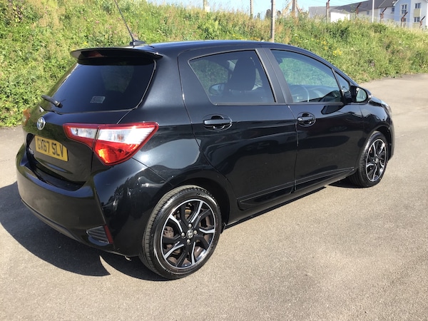 Used Toyota Yaris 2017 for sale - 74948128: Photo 7