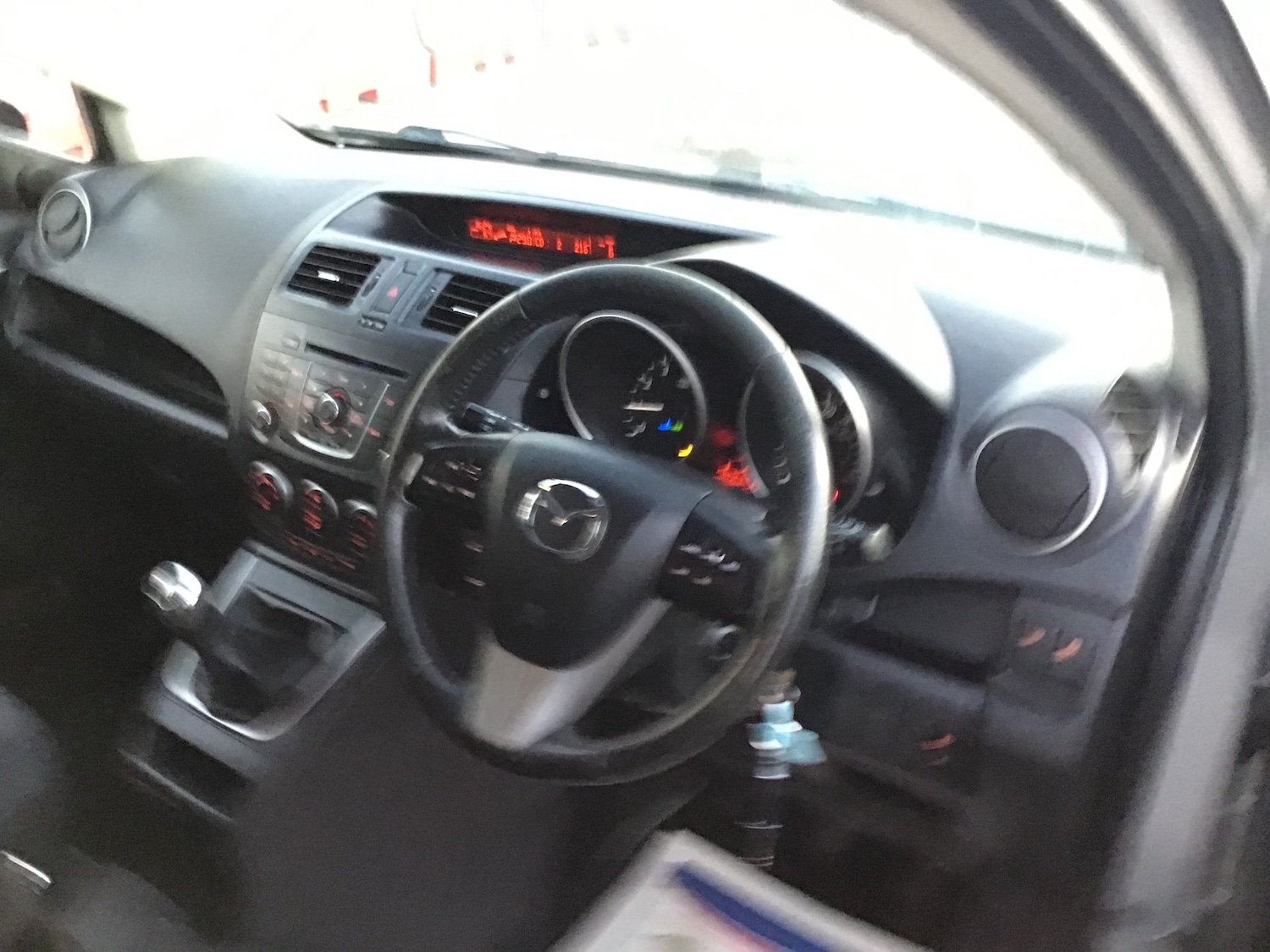 Used Mazda Mazda5 2011 for sale - 76546004: Photo 22