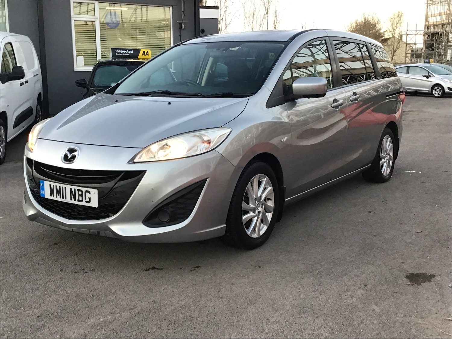 Used Mazda Mazda5 2011 for sale - 76546004: Photo 4
