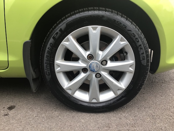 Used Ford Fiesta 2010 for sale - 76040562: Photo 17