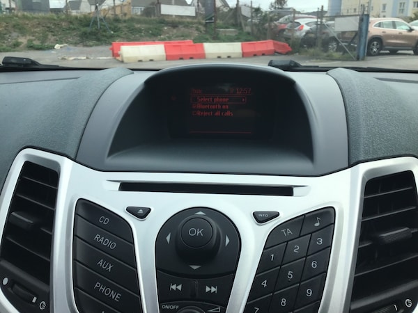 Used Ford Fiesta 2010 for sale - 76040562: Photo 21