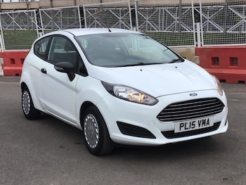 Used Ford Fiesta 2015 for sale - 78168248: Photo