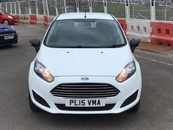 Used Ford Fiesta 2015 for sale - 78168248: Photo