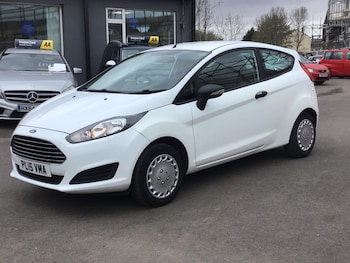 Used Ford Fiesta 2015 for sale - 78168248: Photo
