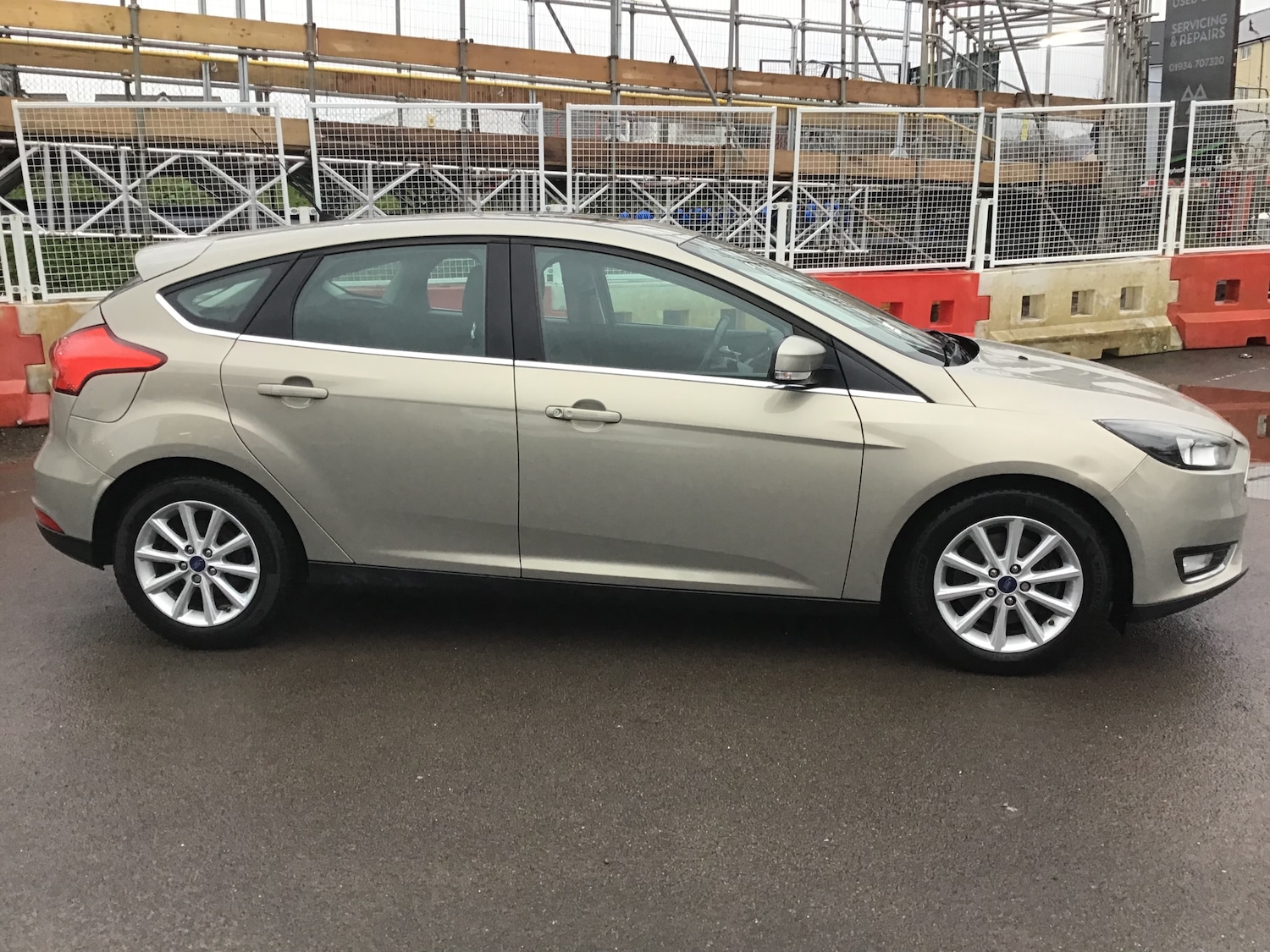 Used Ford Focus 2017 for sale - 77421247: Photo 10