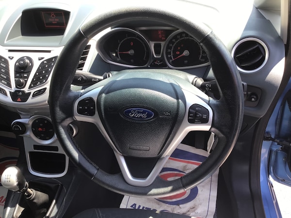 Used Ford Fiesta 2009 for sale - 76236932: Photo 19