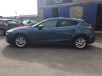 Used Mazda Mazda3 2017 for sale - 77679749: Photo