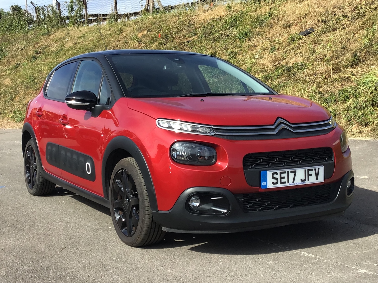 Used Citroen C3 2017 for sale - 76946018: Photo 1