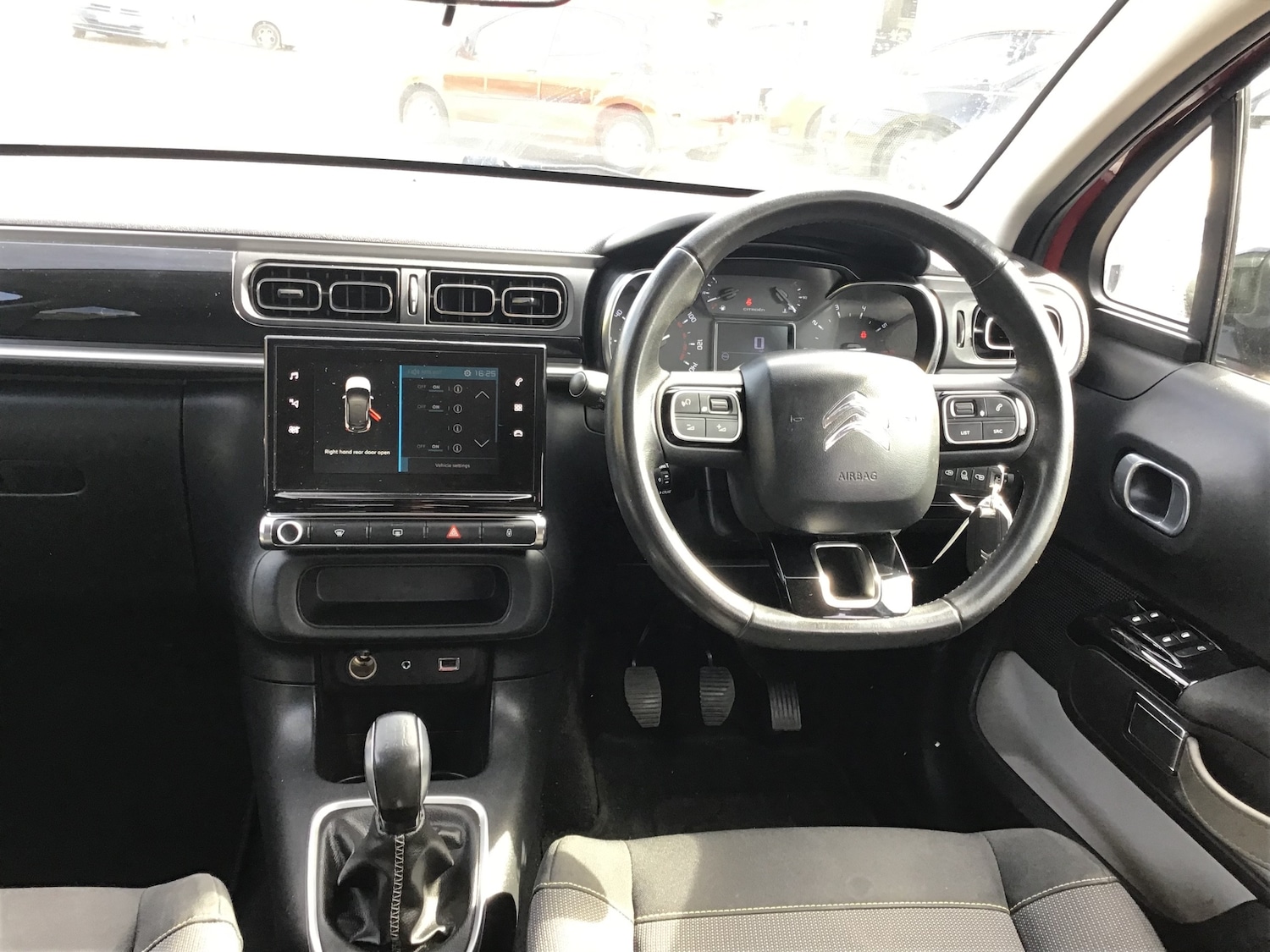 Used Citroen C3 2017 for sale - 76946018: Photo 21