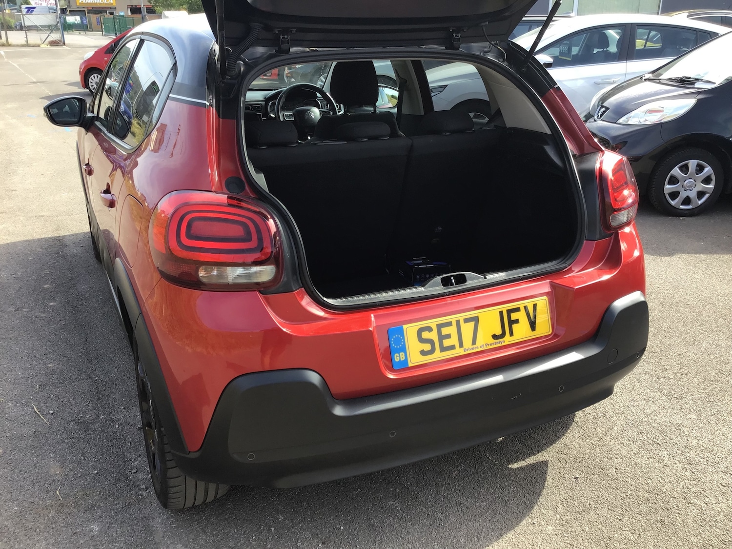 Used Citroen C3 2017 for sale - 76946018: Photo 9