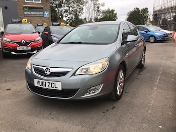 Used Vauxhall Astra 2011 for sale - 76198103: Photo