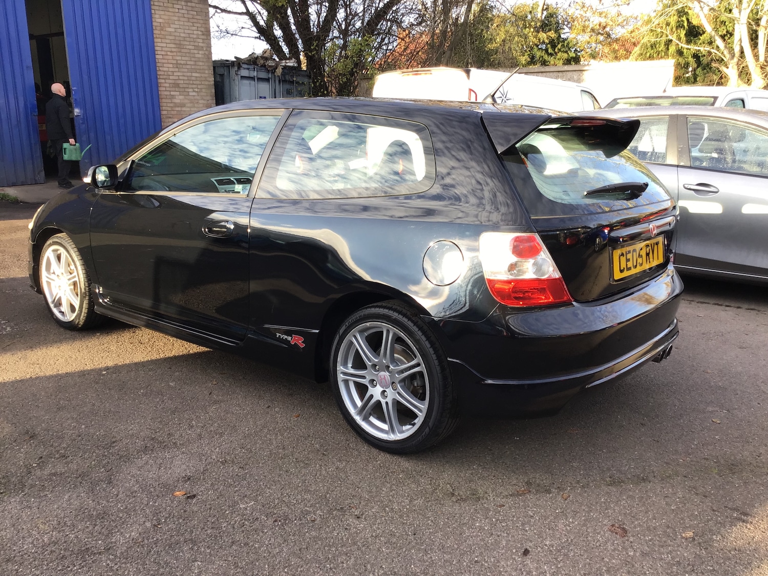 Used Honda Civic 2005 for sale - 76663102: Photo 7