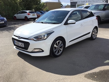 Used Hyundai i20 2015 for sale - 79582329: Photo